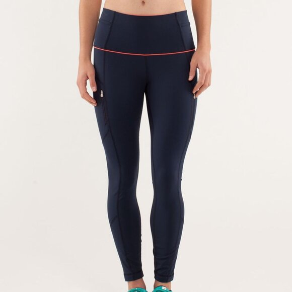 Lululemon Run: Ice Queen 7/8 Tight Navy - Picture 3 of 14